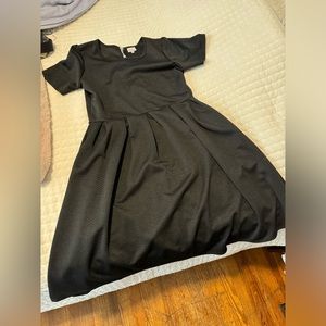 Black dress with pockets!!